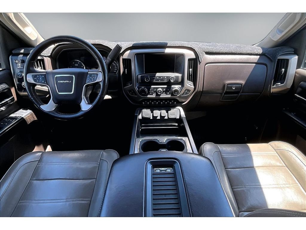 Used 2016 GMC Sierra 3500 Denali w/ Duramax Plus Package AWD/4WD image 8