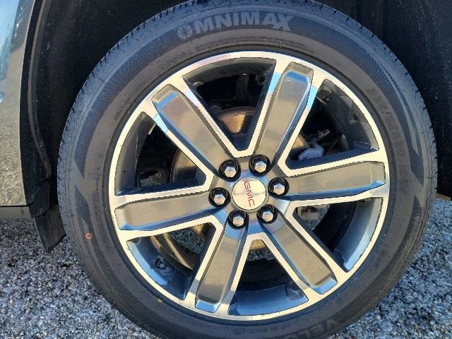 Used 2019 GMC Acadia Denali w/ Technology Package AWD/4WD image 28