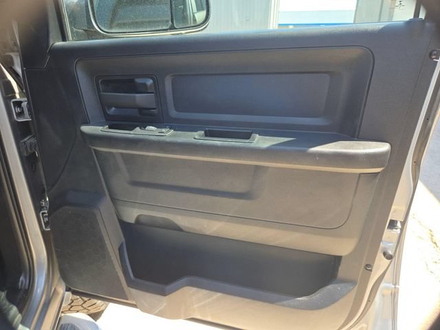 Used 2021 RAM 2500 Tradesman w/ Chrome Appearance Group AWD/4WD image 26