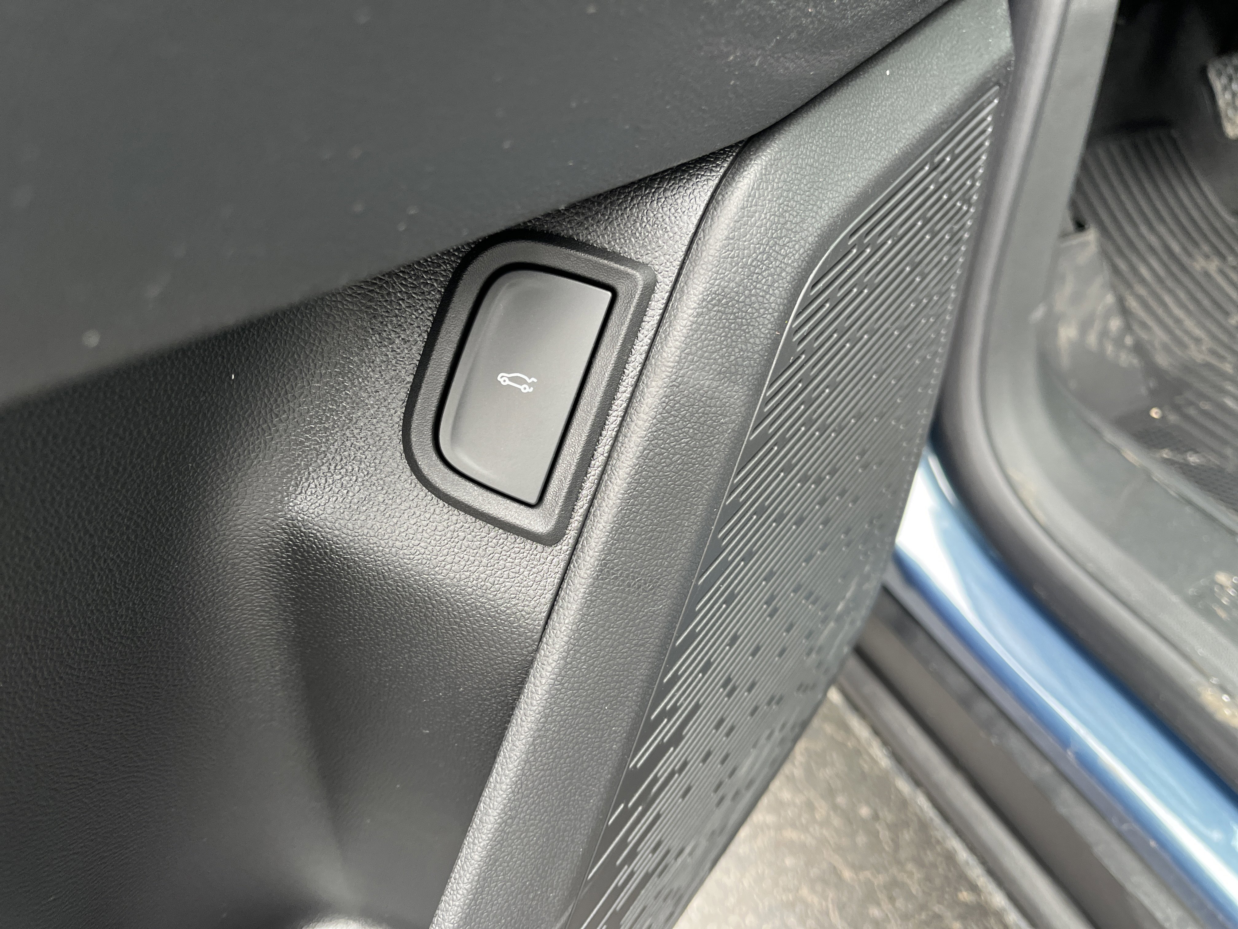 New 2026 Chevrolet Equinox LT w/ Convenience Package II image 3