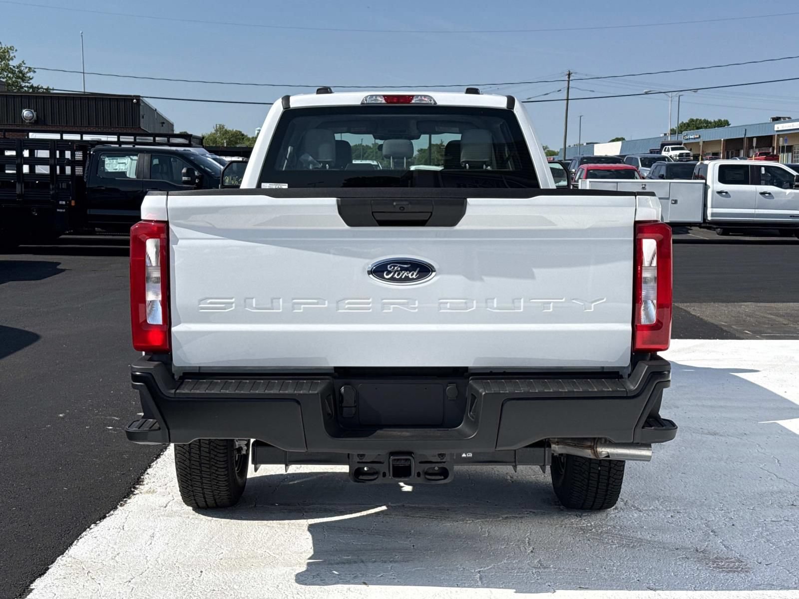 New 2026 Ford F250 XL w/ XL Driver Assist Package AWD/4WD image 4