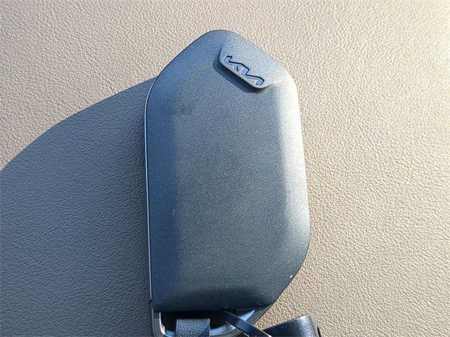 Used 2025 Kia Sorento SX Prestige w/ Olive Brown Leather Package image 29