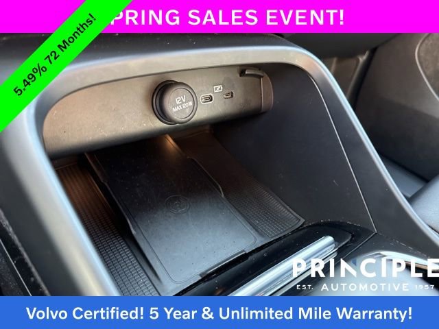 Certified 2023 Volvo XC40 Recharge Core image 17