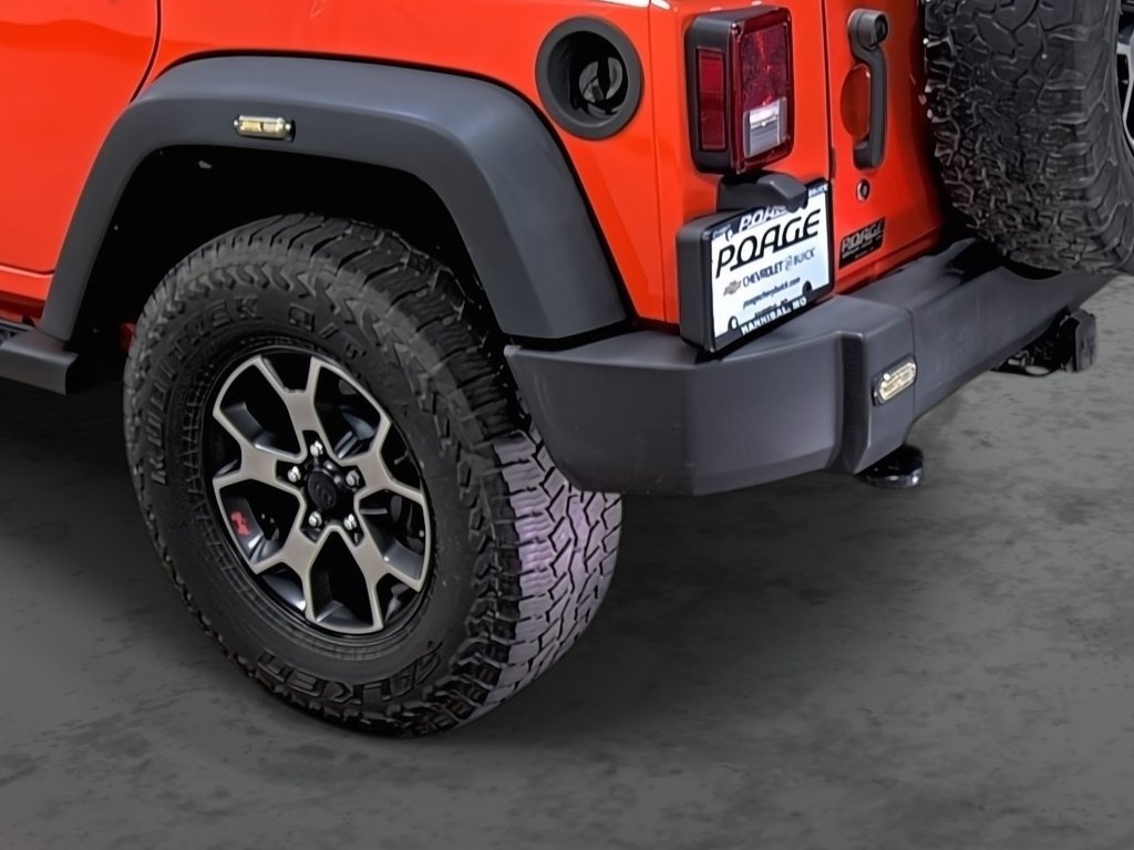 Used 2015 Jeep Wrangler Unlimited Sport w/ Quick Order Package 24S AWD/4WD image 9