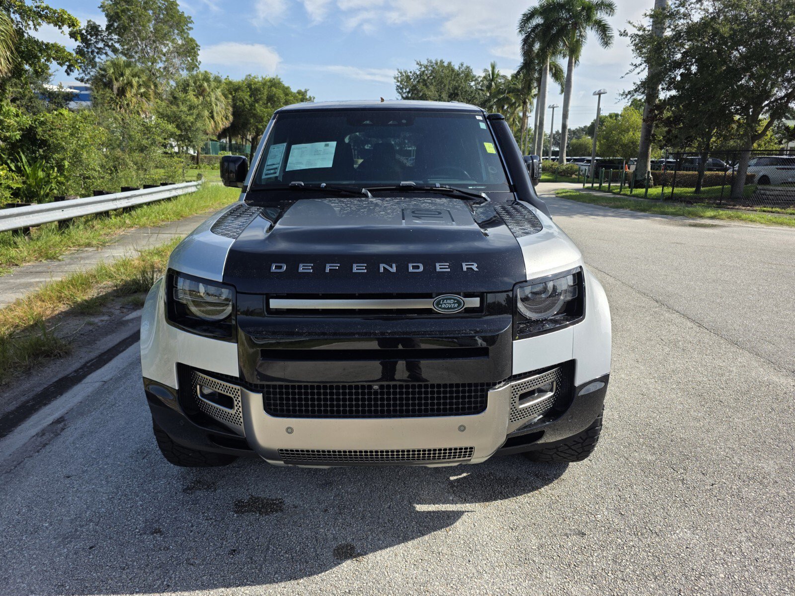Used 2021 Land Rover Defender 110 X AWD/4WD image 8