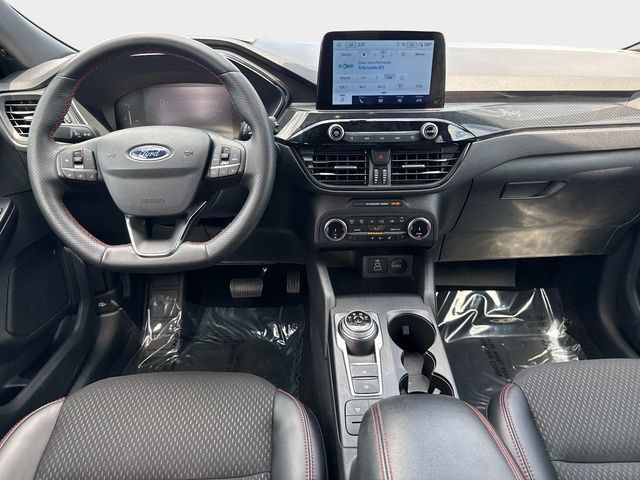 Used 2025 Ford Escape ST-Line Select AWD/4WD image 14