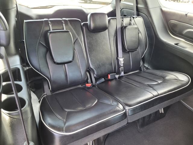 Used 2025 Chrysler Pacifica Limited image 27