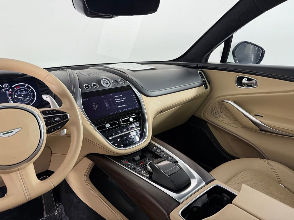 Used 2021 Aston Martin DBX image 22