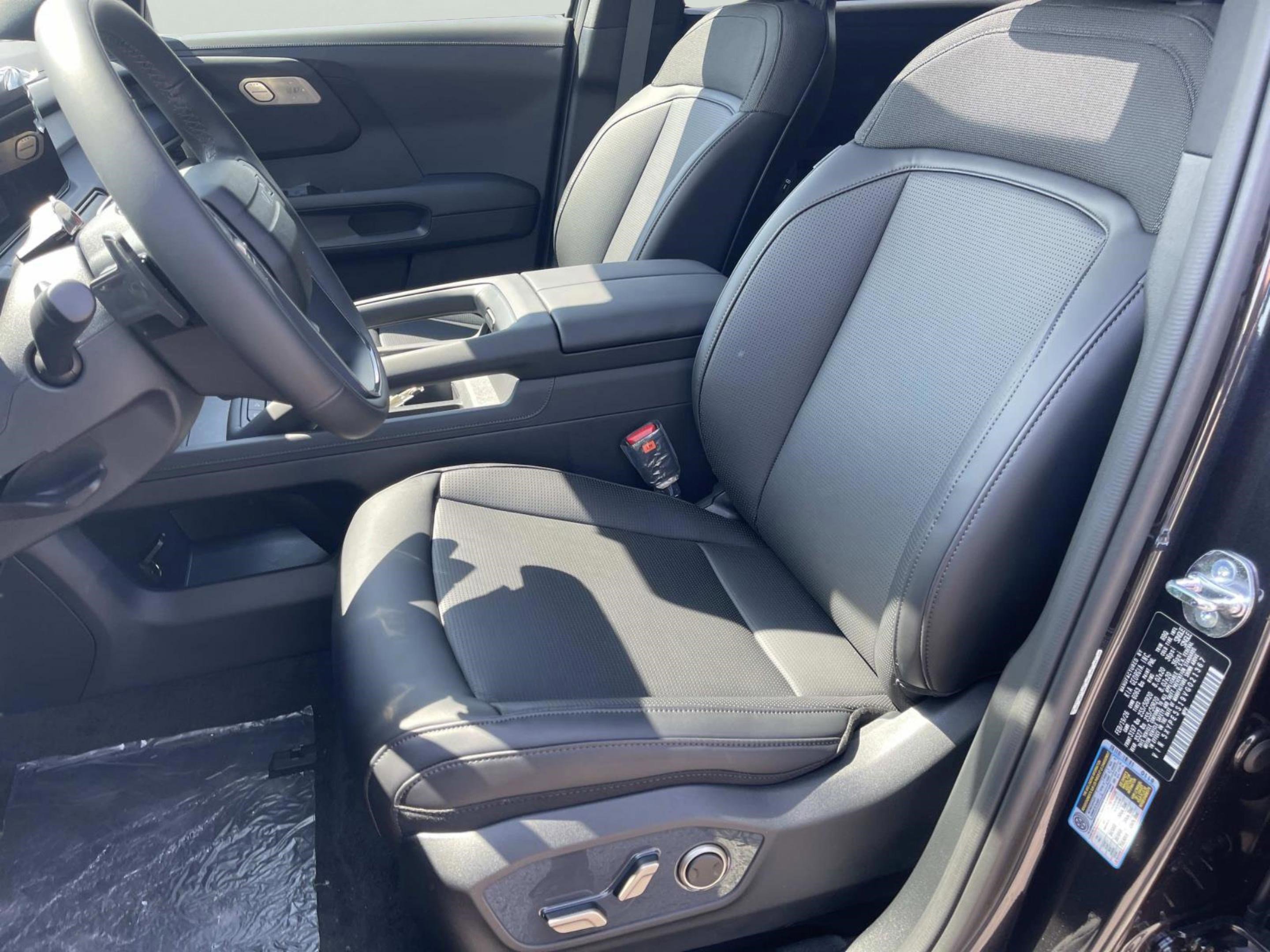 New 2027 Kia Telluride S image 21