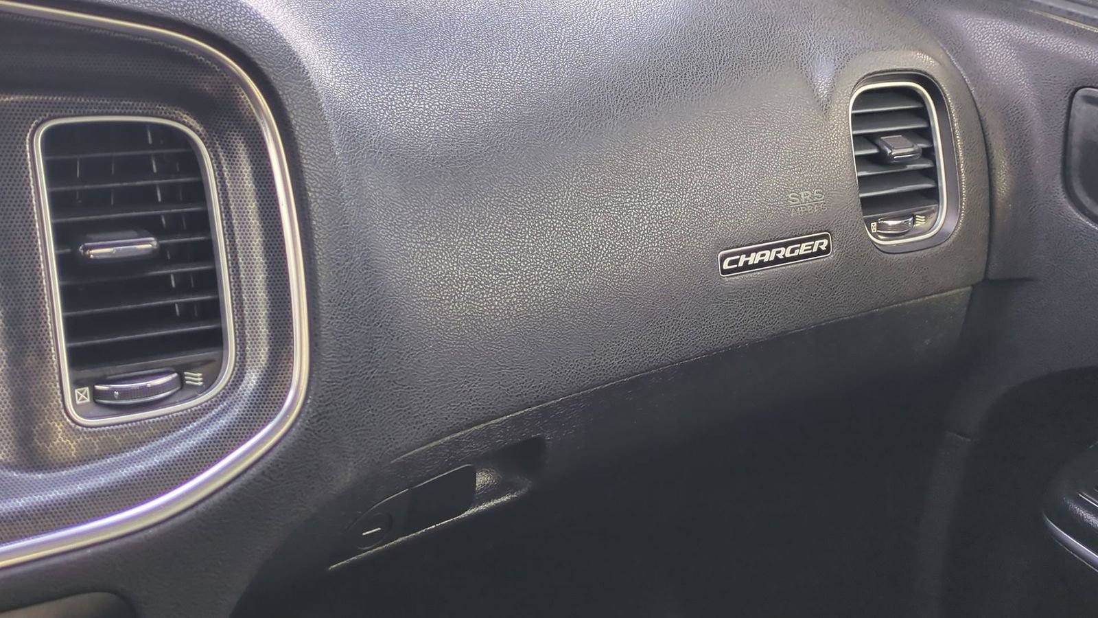 Used 2018 Dodge Charger GT image 24