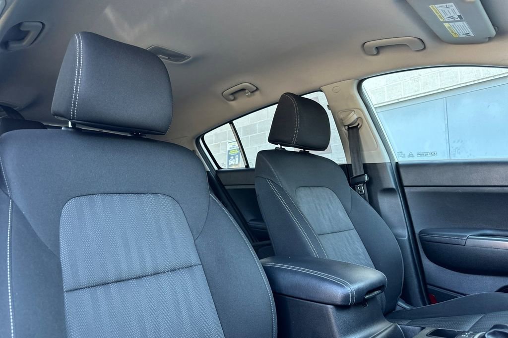 Used 2020 Kia Sportage LX AWD/4WD image 17