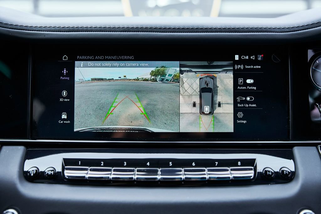 Used 2025 Rolls-Royce Cullinan Black Badge image 84