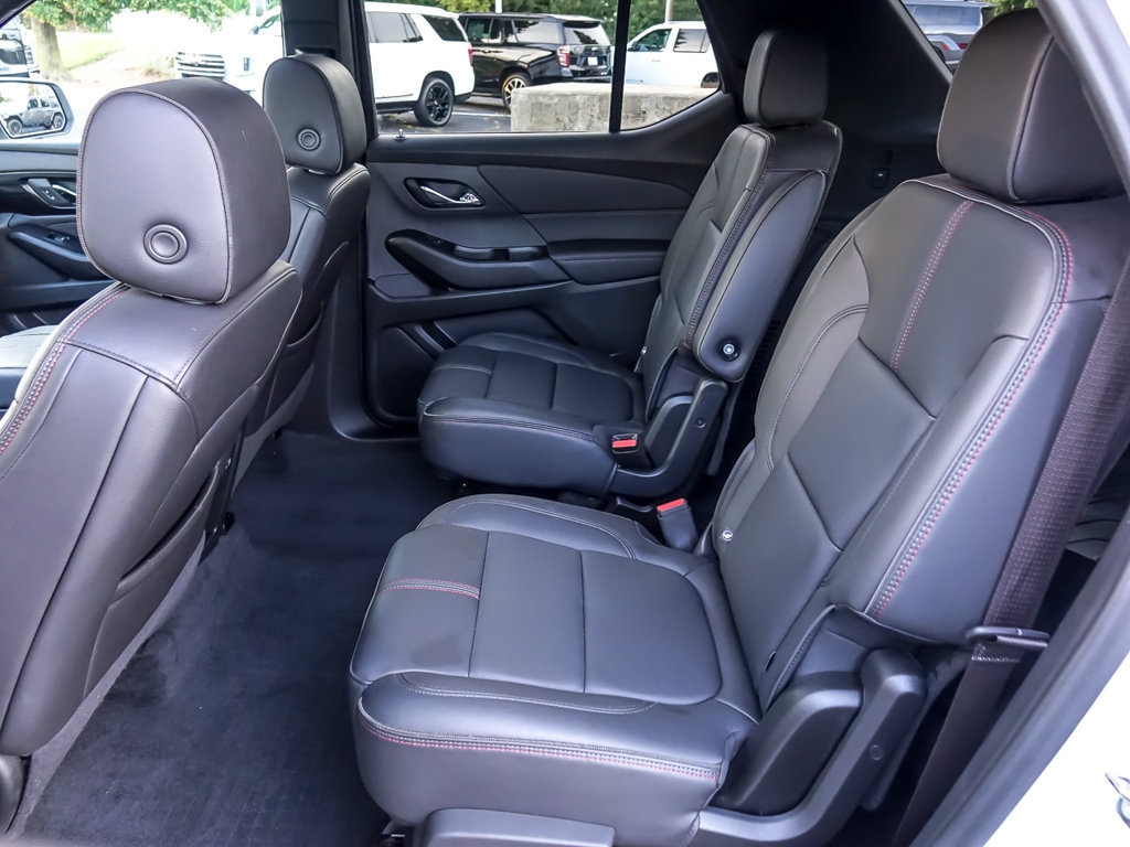Used 2023 Chevrolet Traverse RS w/ LPO, Floor Liner Package AWD/4WD image 16
