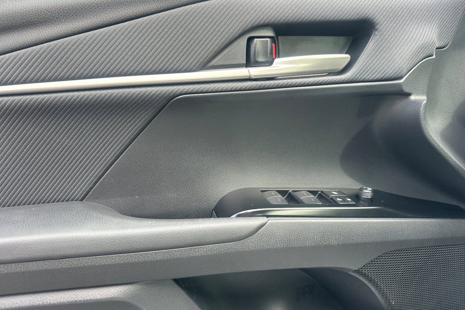 Certified 2025 Toyota Camry SE image 13