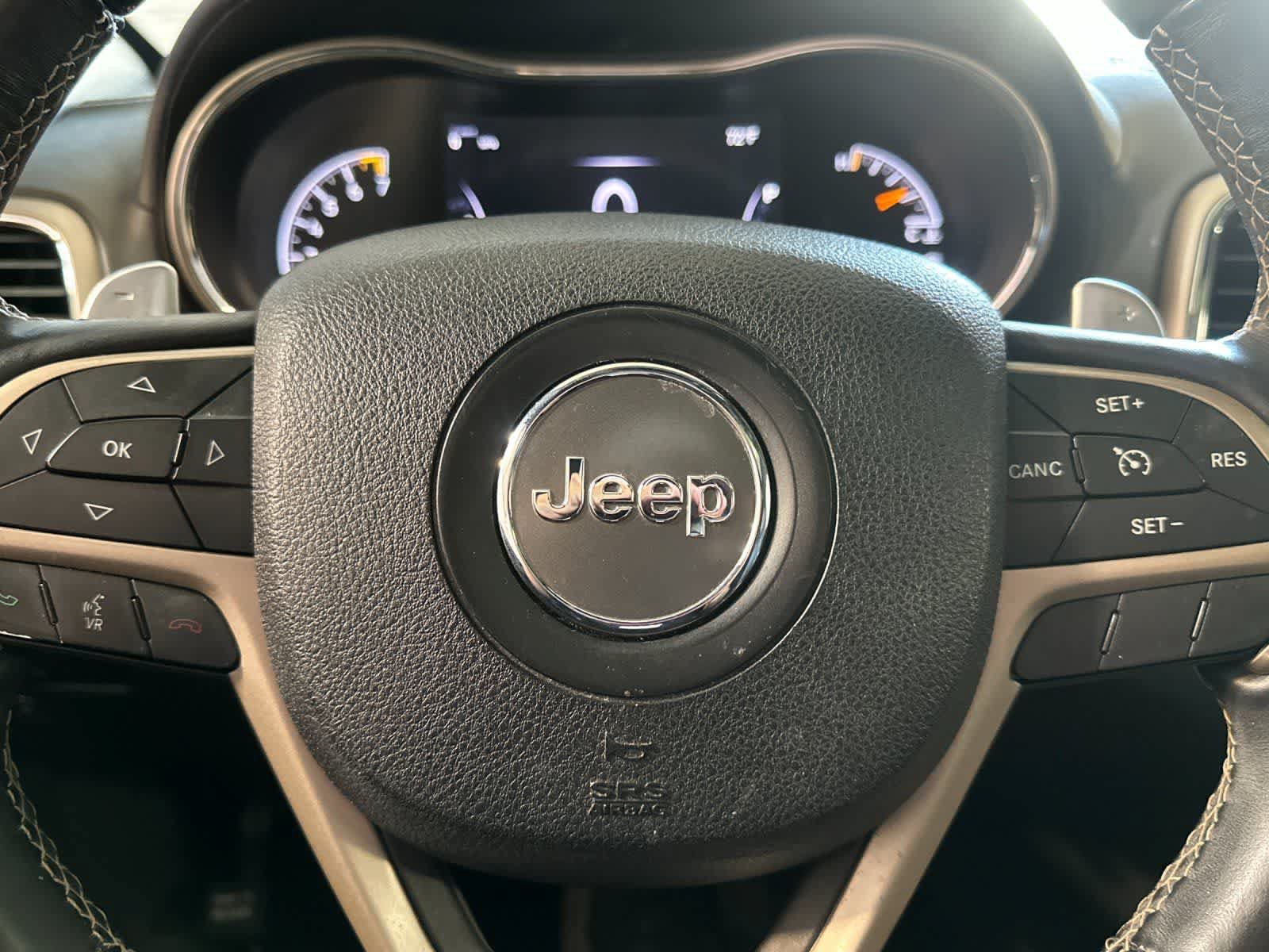 Used 2016 Jeep Grand Cherokee Overland RWD image 25