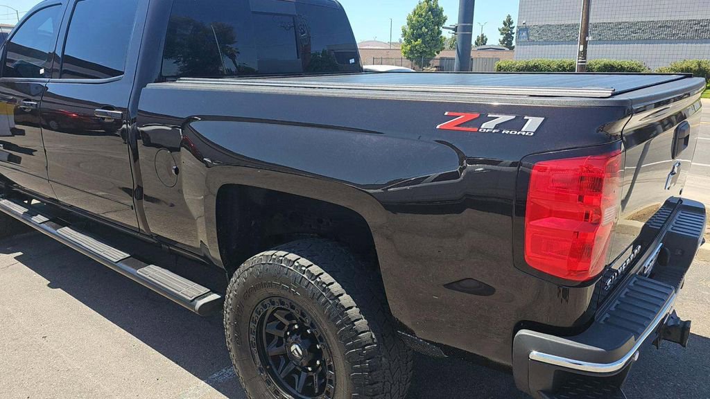 Used 2019 Chevrolet Silverado 2500 LT w/ LT Plus Package AWD/4WD image 21