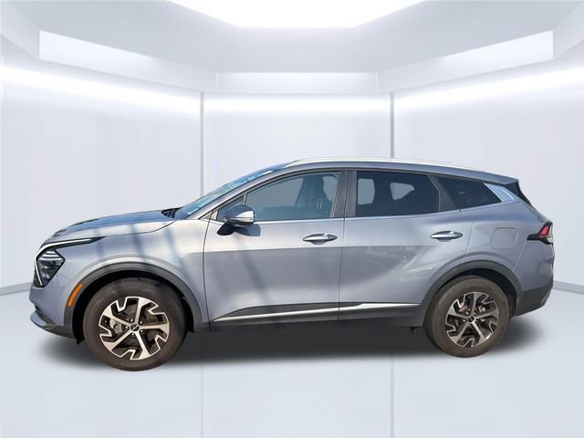 Used 2024 Kia Sportage EX AWD/4WD image 2