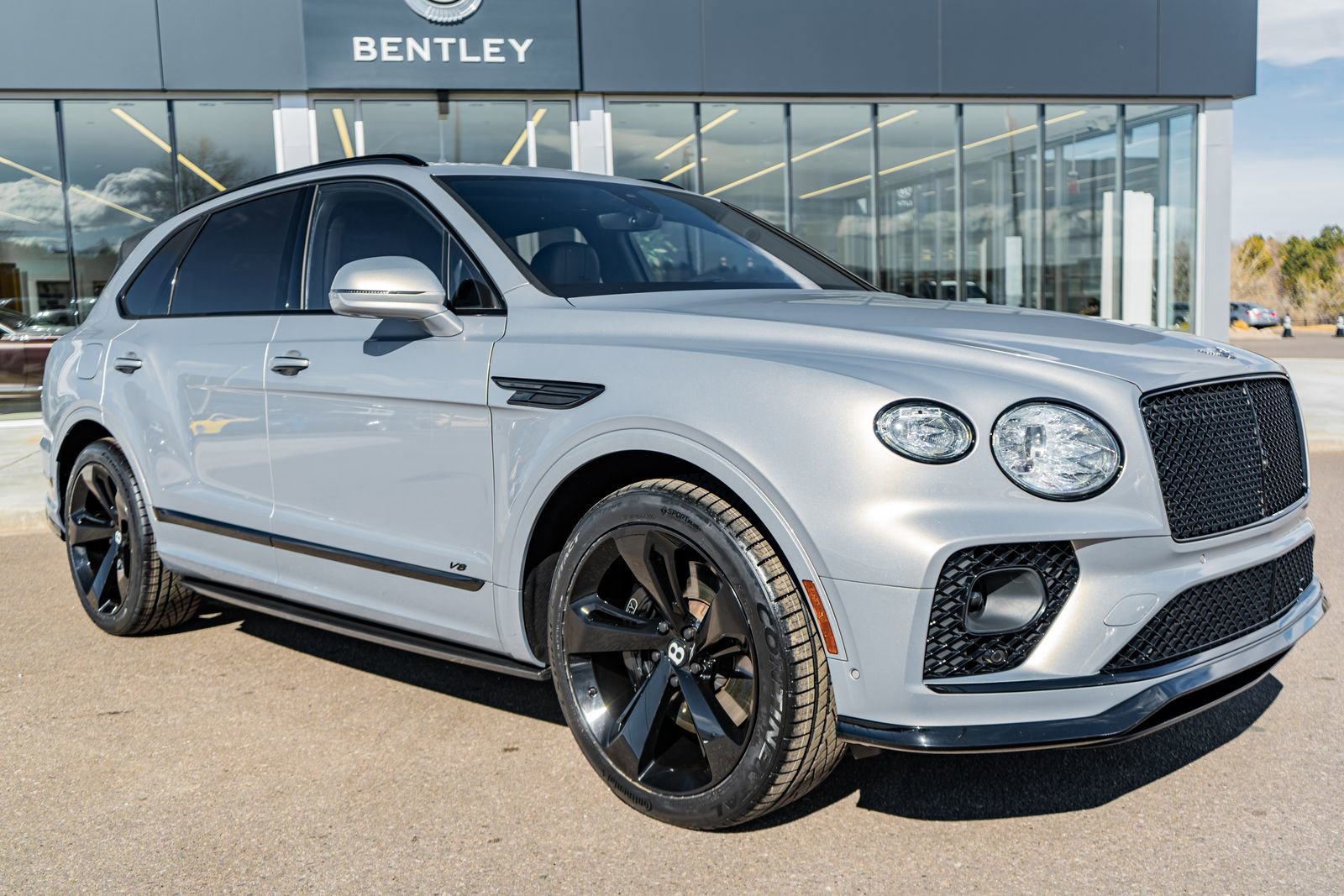Certified 2022 Bentley Bentayga image 16