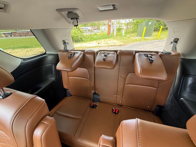 Used 2023 Nissan Pathfinder Platinum AWD/4WD image 30