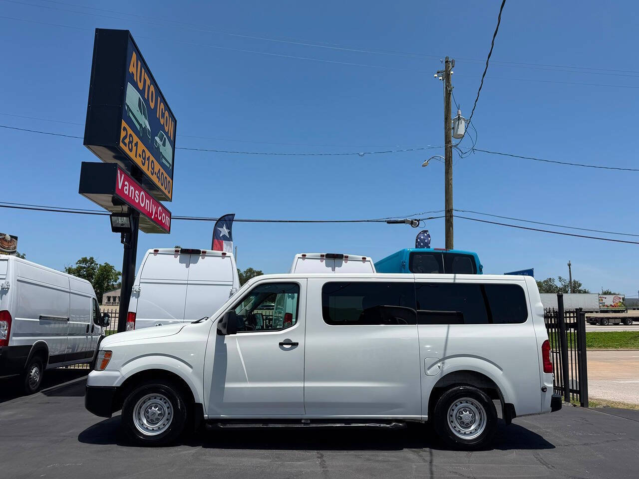 Used 2019 Nissan NV 3500 S RWD image 4