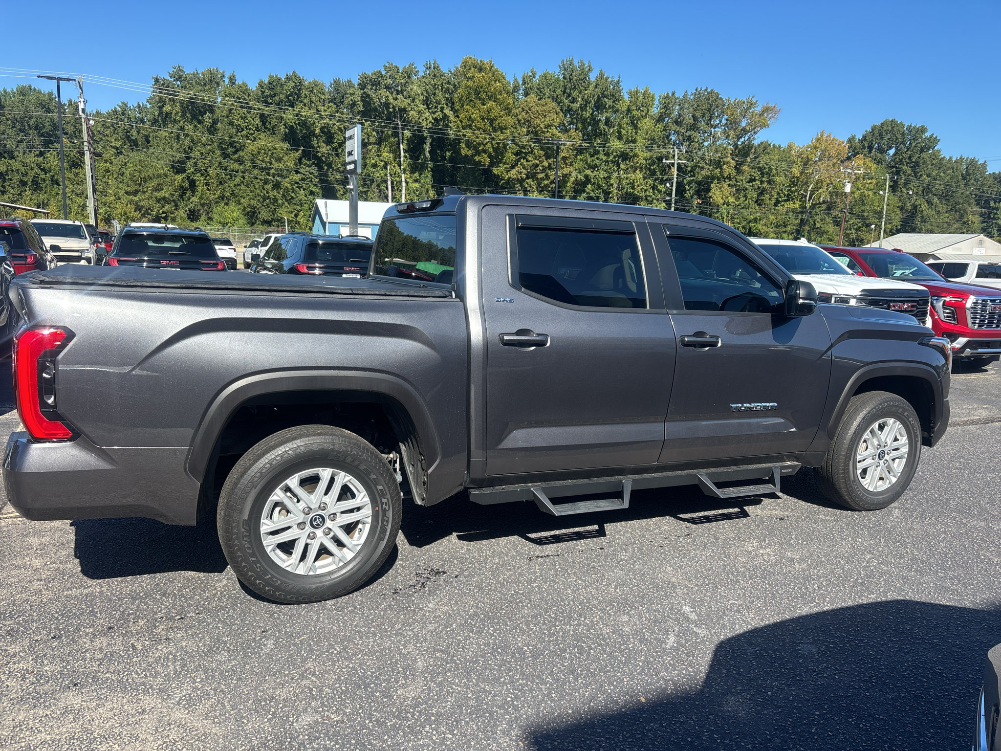 Used 2024 Toyota Tundra SR5 w/ SR5 Premium Package AWD/4WD image 5