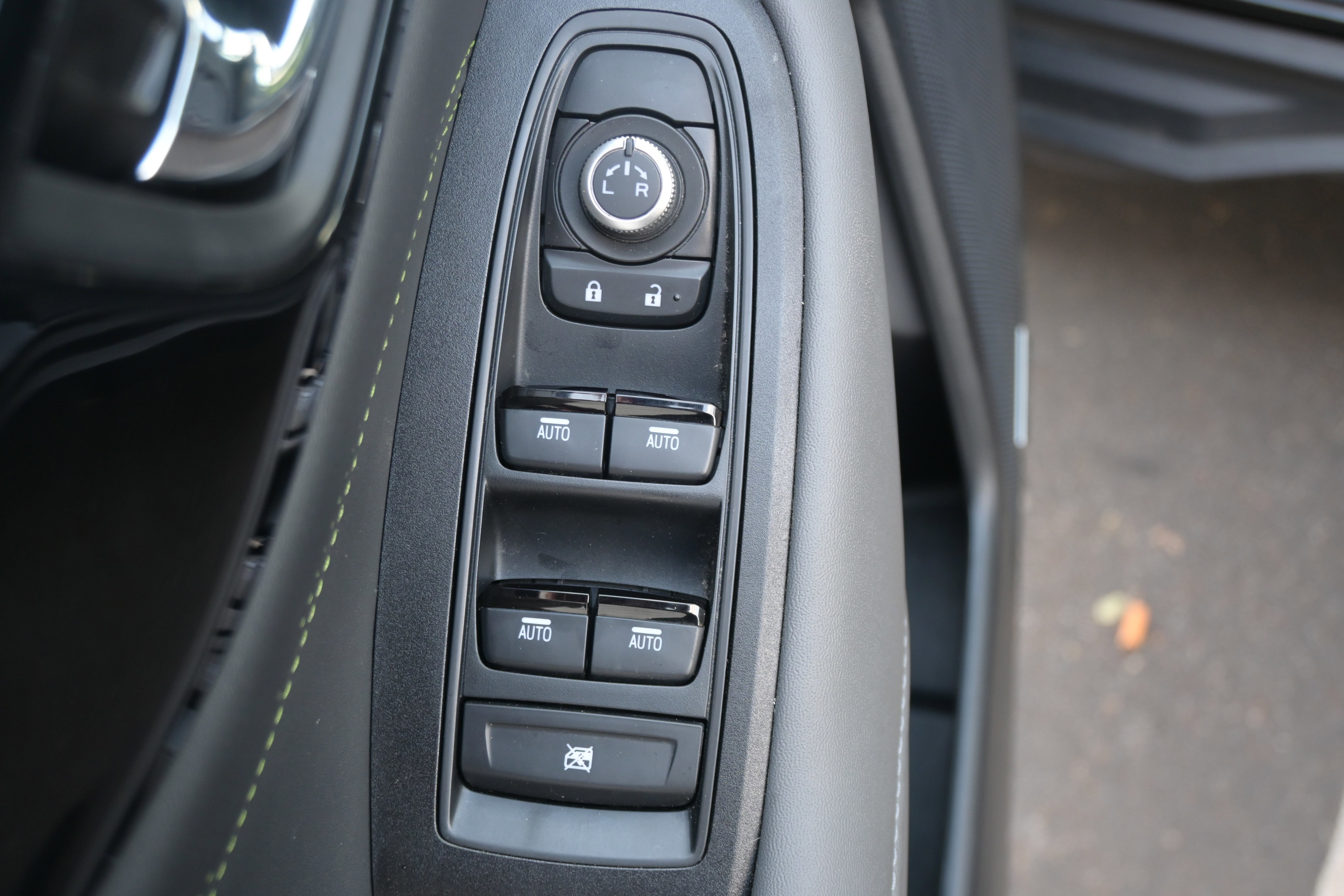 Used 2025 Subaru Outback Onyx Edition image 15