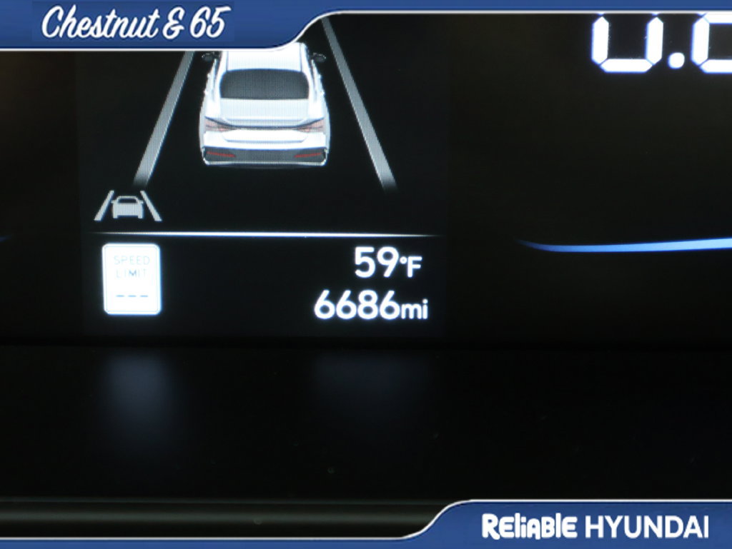 Certified 2025 Hyundai Elantra Sport FWD image 29