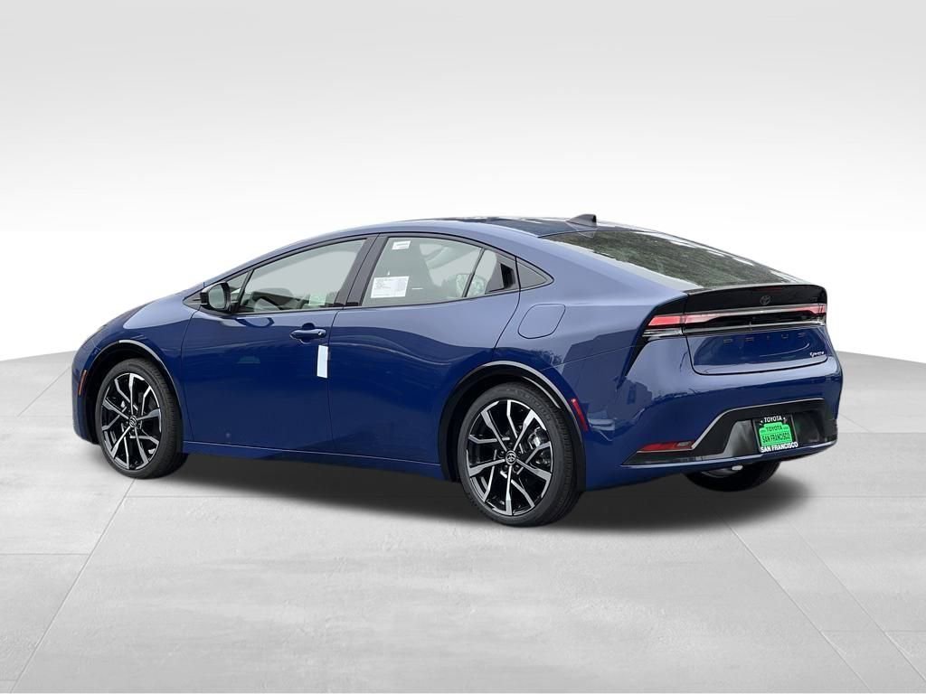 New 2026 Toyota Prius Plug-In Hybrid image 3