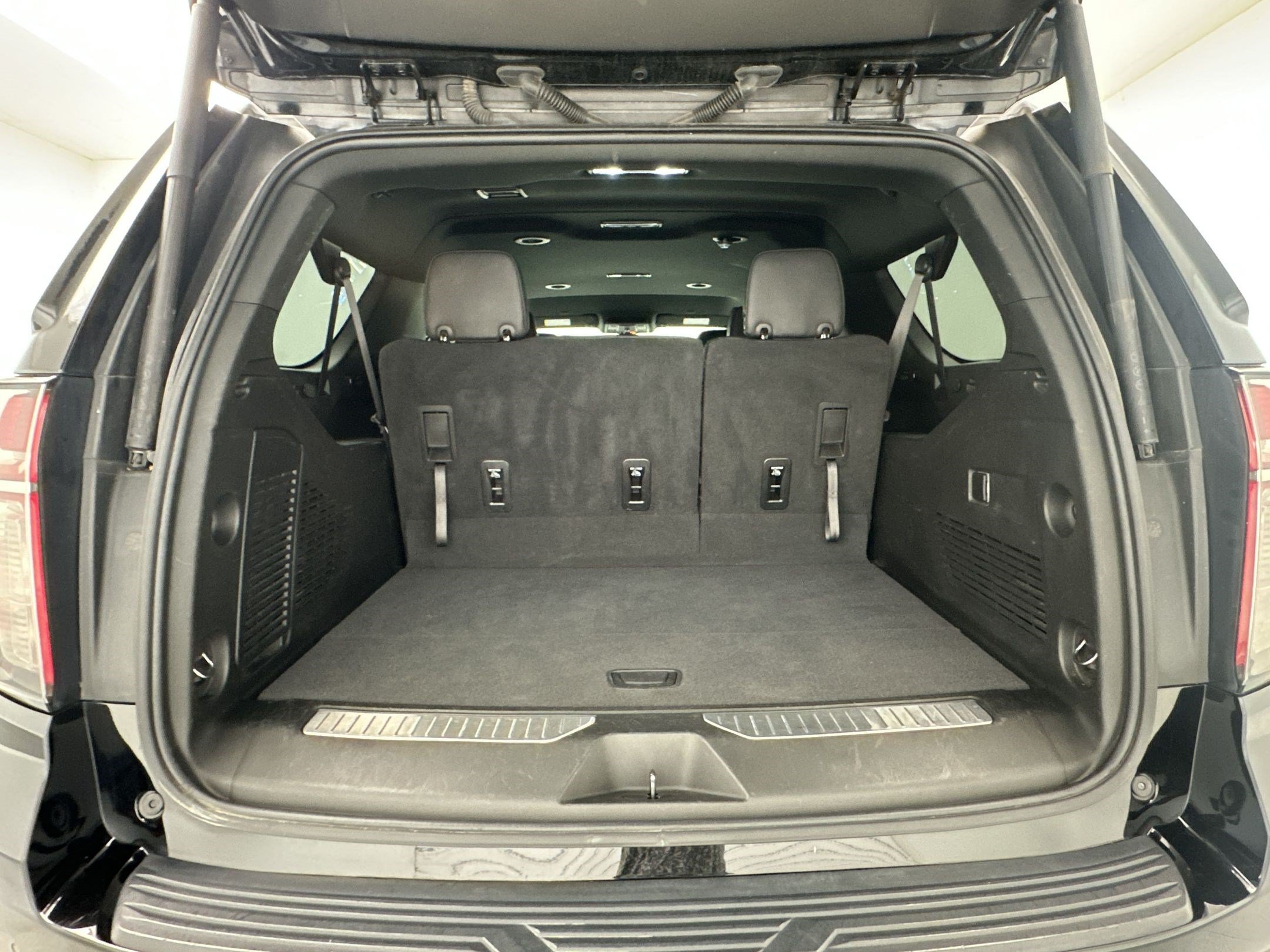 Certified 2022 Chevrolet Suburban Z71 AWD/4WD image 23