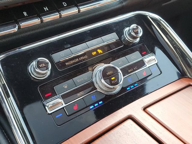 Used 2020 Lincoln Navigator Reserve w/ Luxury Package AWD/4WD image 31