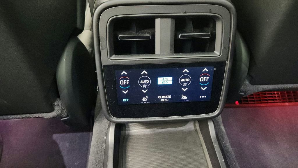 Used 2022 Porsche Taycan Turbo S image 42