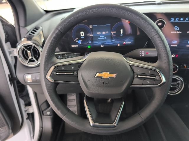 New 2026 Chevrolet Blazer EV LT image 18