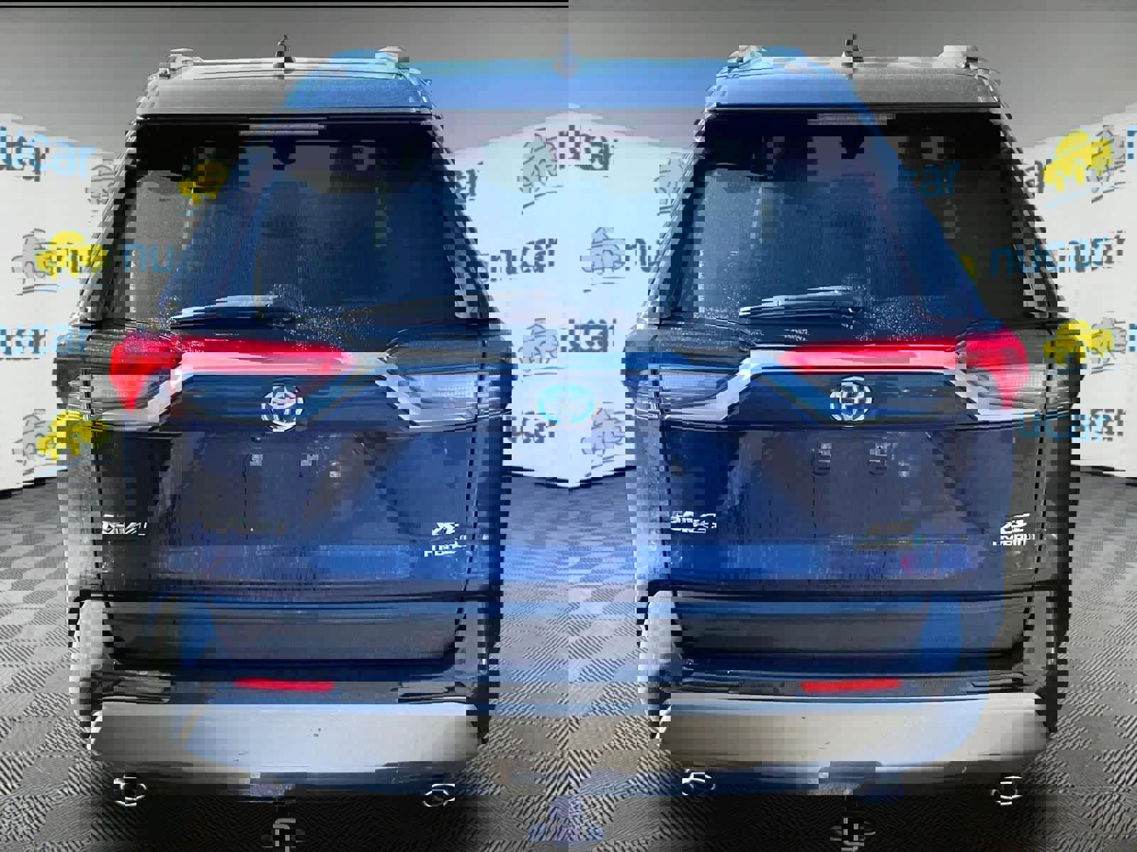 Used 2020 Toyota RAV4 XSE image 3