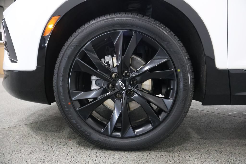 Used 2022 Chevrolet Blazer RS w/ Enhanced Convenience Package AWD/4WD image 5