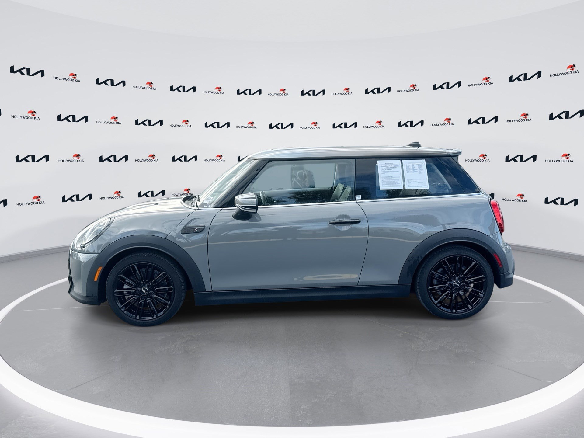 Used 2023 MINI Cooper S image 5