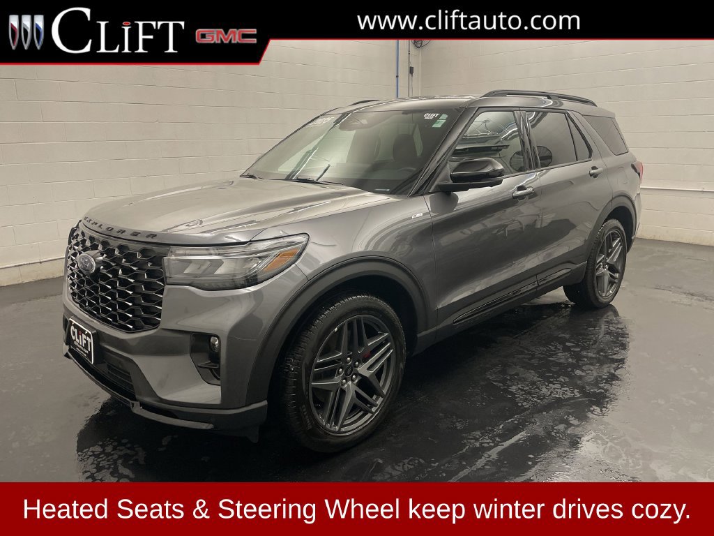 Used 2025 Ford Explorer ST-Line w/ ST-Line Street Pack