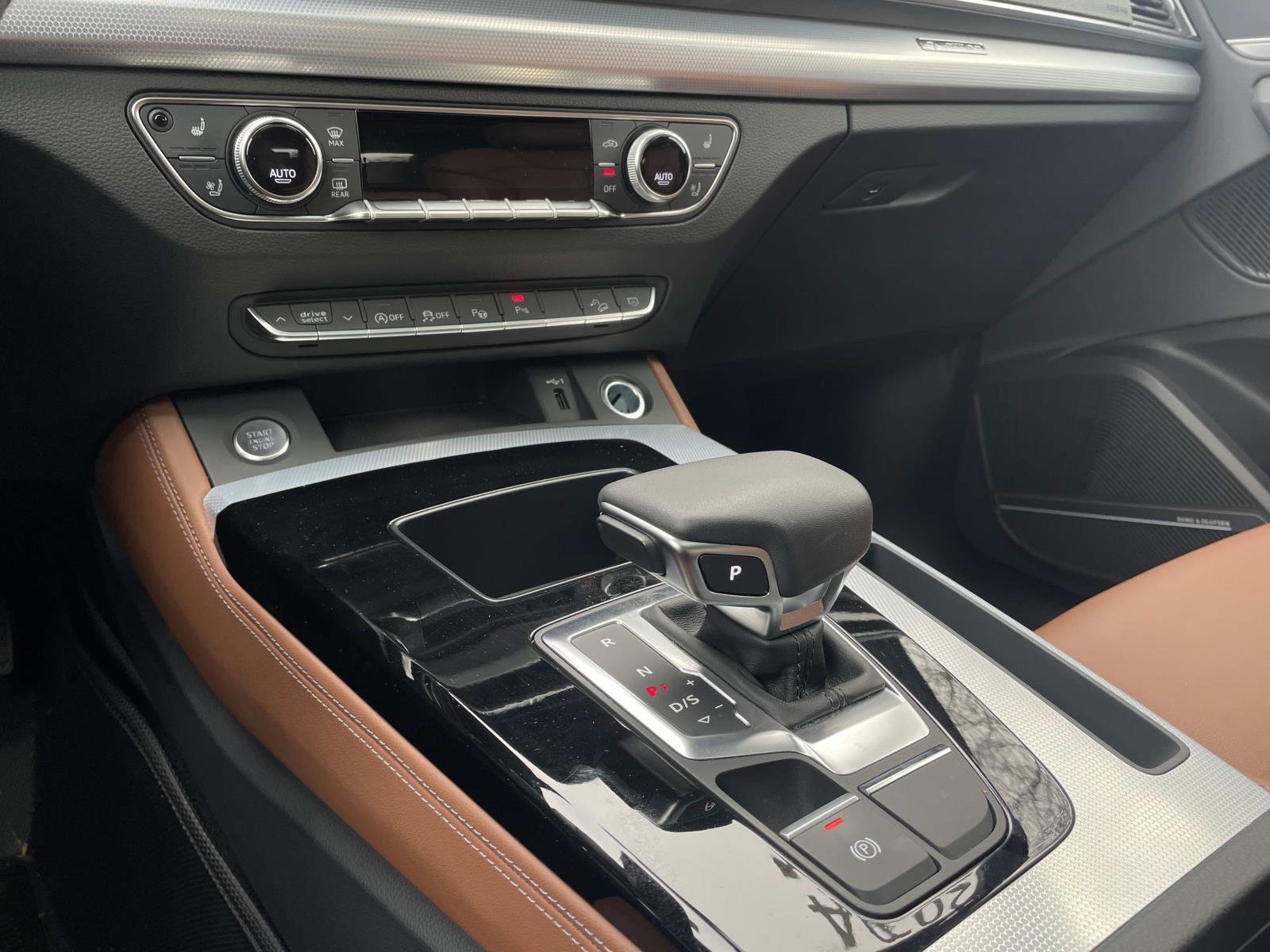 Certified 2024 Audi Q5 2.0T Prestige w/ Prestige Package image 30