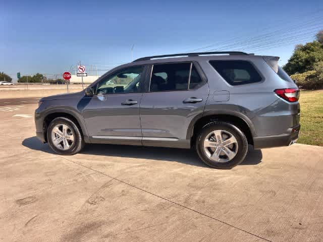 Certified 2026 Honda Pilot EX-L image 4