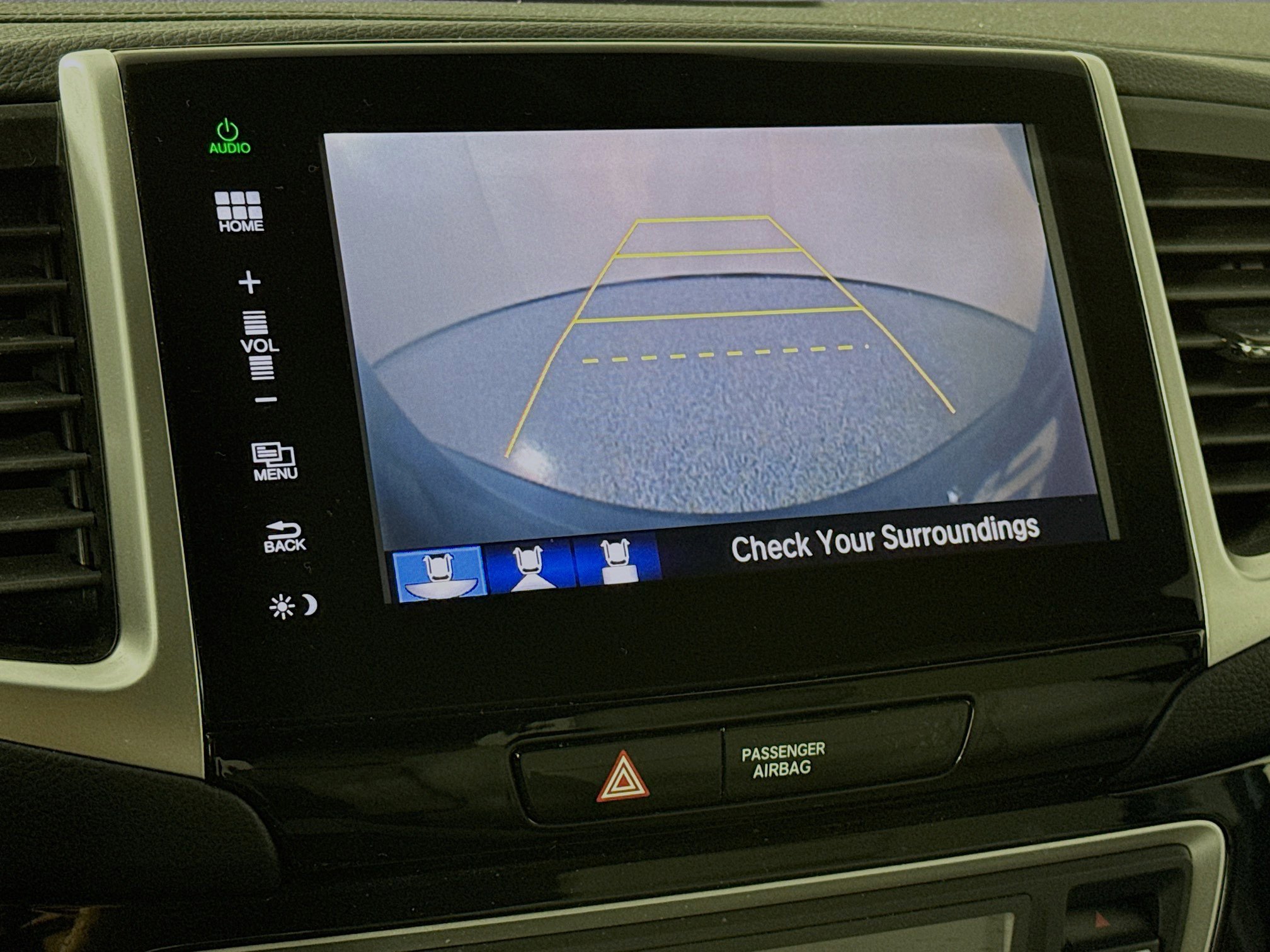 Used 2016 Honda Pilot Touring image 14