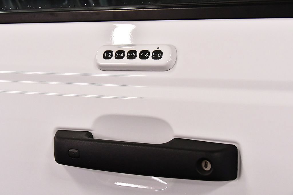 Used 2023 Ford Bronco Wildtrak AWD/4WD image 14