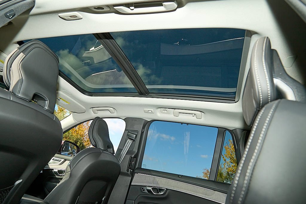 New 2026 Volvo XC90 B5 Ultra w/ Protection Package AWD/4WD image 23