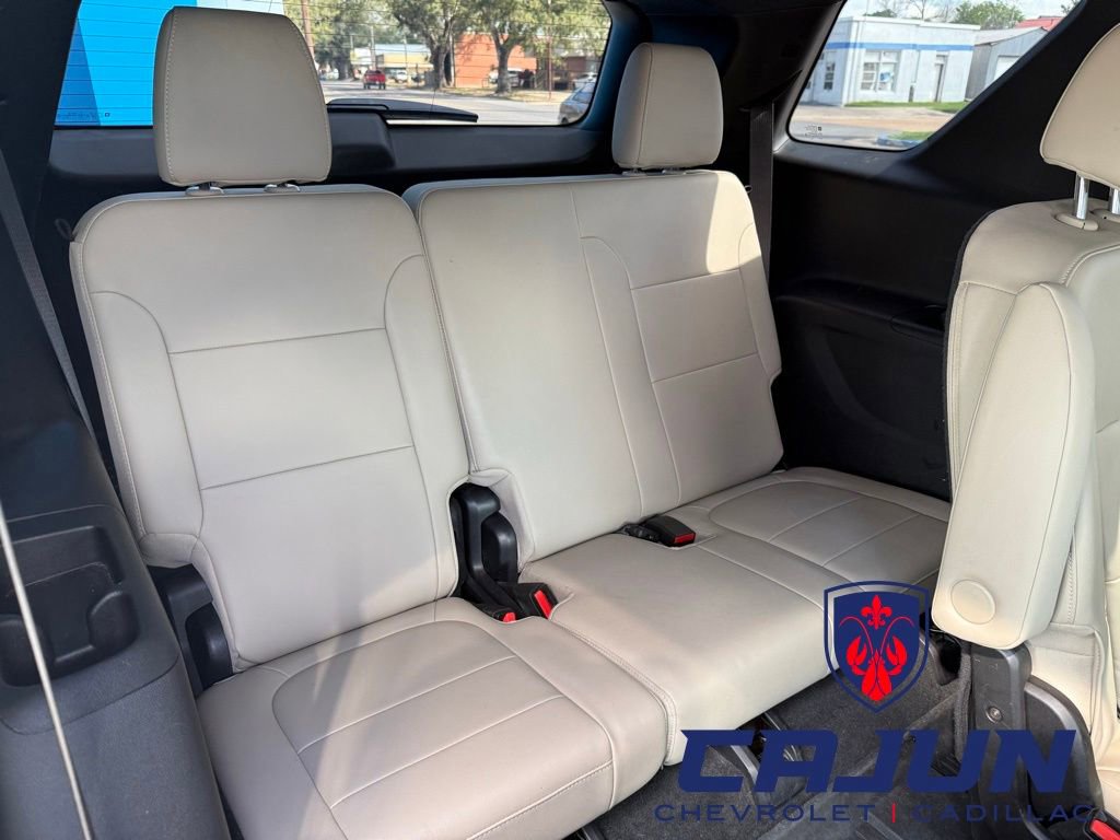 Used 2023 Chevrolet Traverse LT w/ LT Premium Package image 28