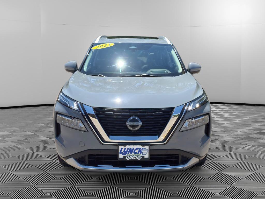 Used 2023 Nissan Rogue Platinum w/ Platinum Premium Package AWD/4WD image 2