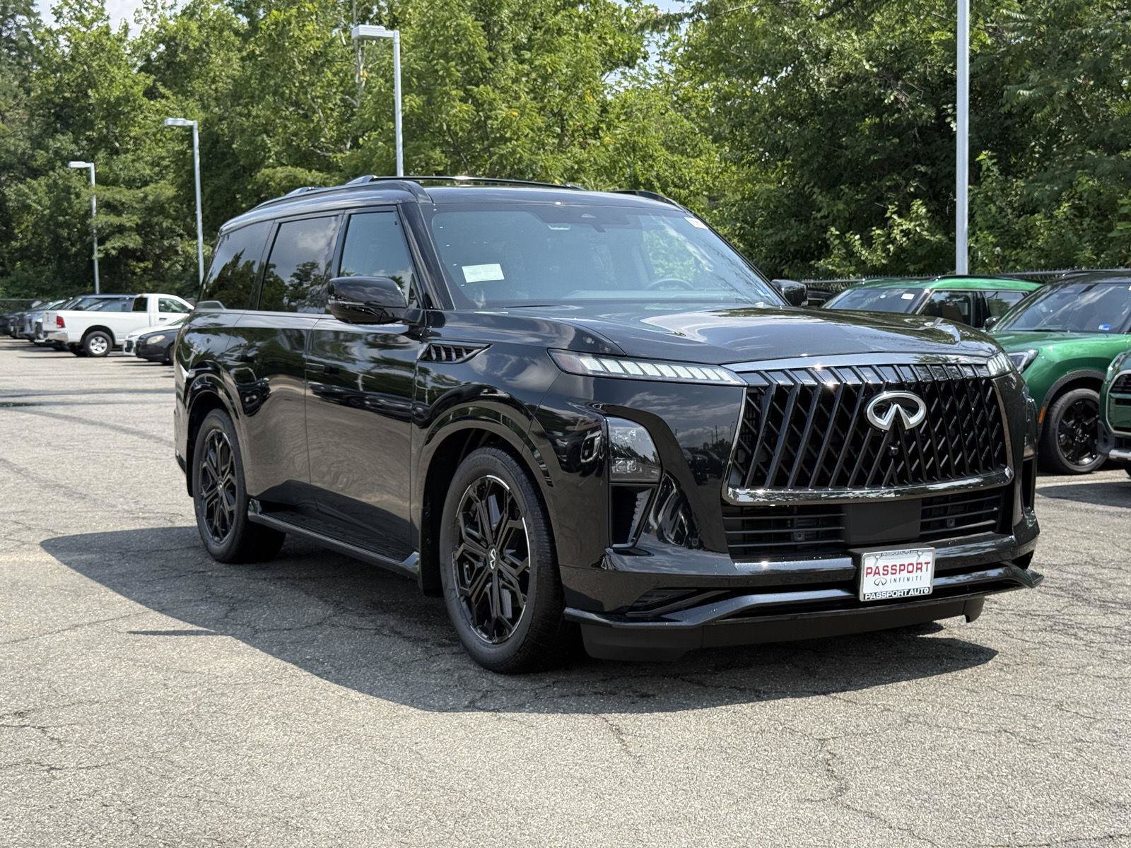New 2027 INFINITI QX80 Sensory w/ Sport Exterior Package AWD/4WD image 3