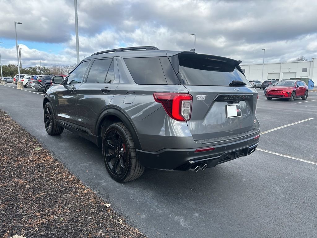 Used 2022 Ford Explorer ST w/ Equipment Group 401A image 5