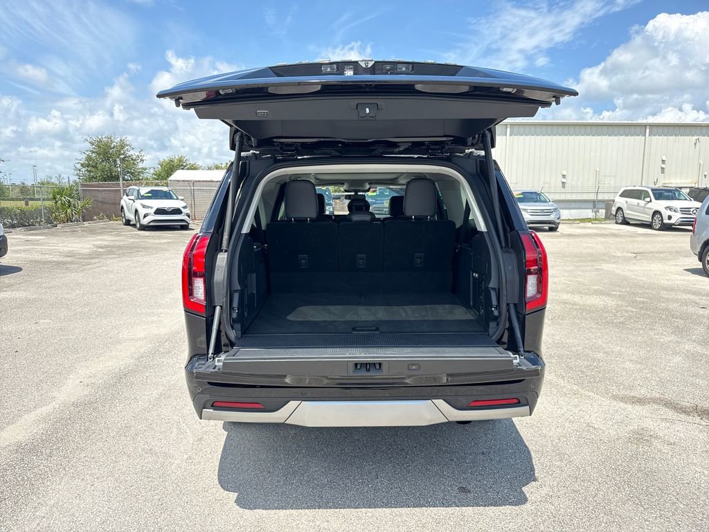 Used 2025 Ford Expedition Max Platinum AWD/4WD image 35