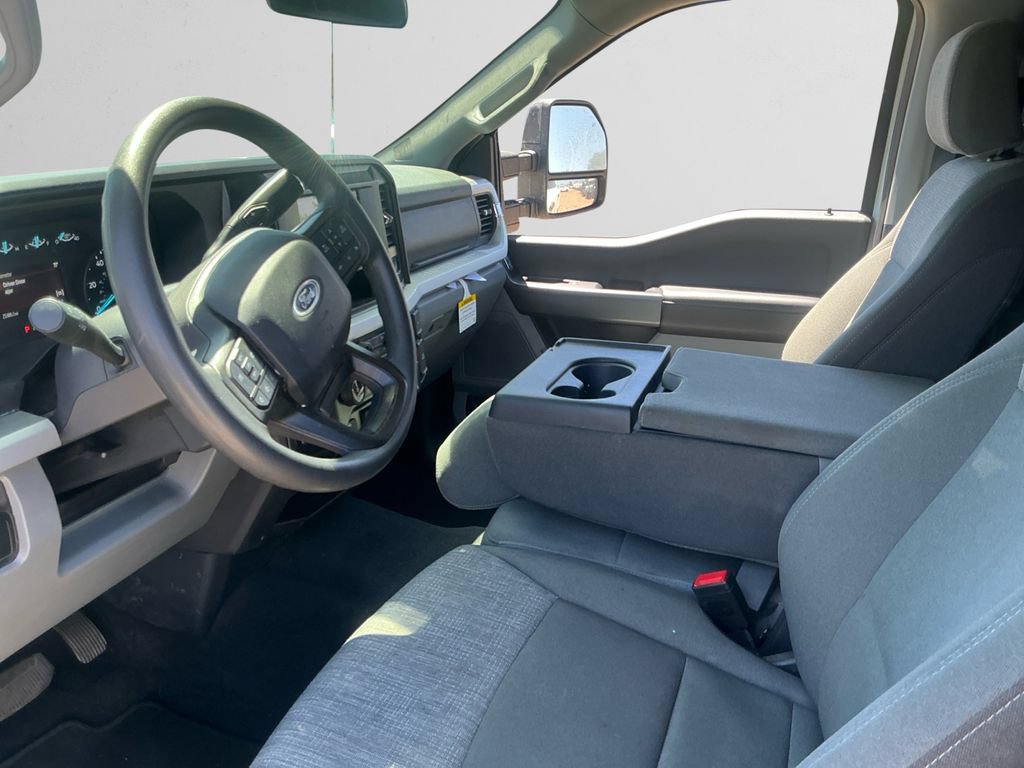 Used 2025 Ford F250 XLT AWD/4WD image 9