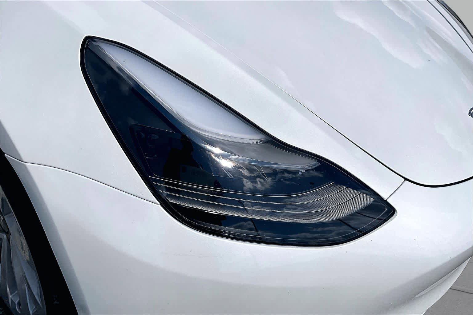 Used 2023 Tesla Model 3 Standard Range RWD image 27