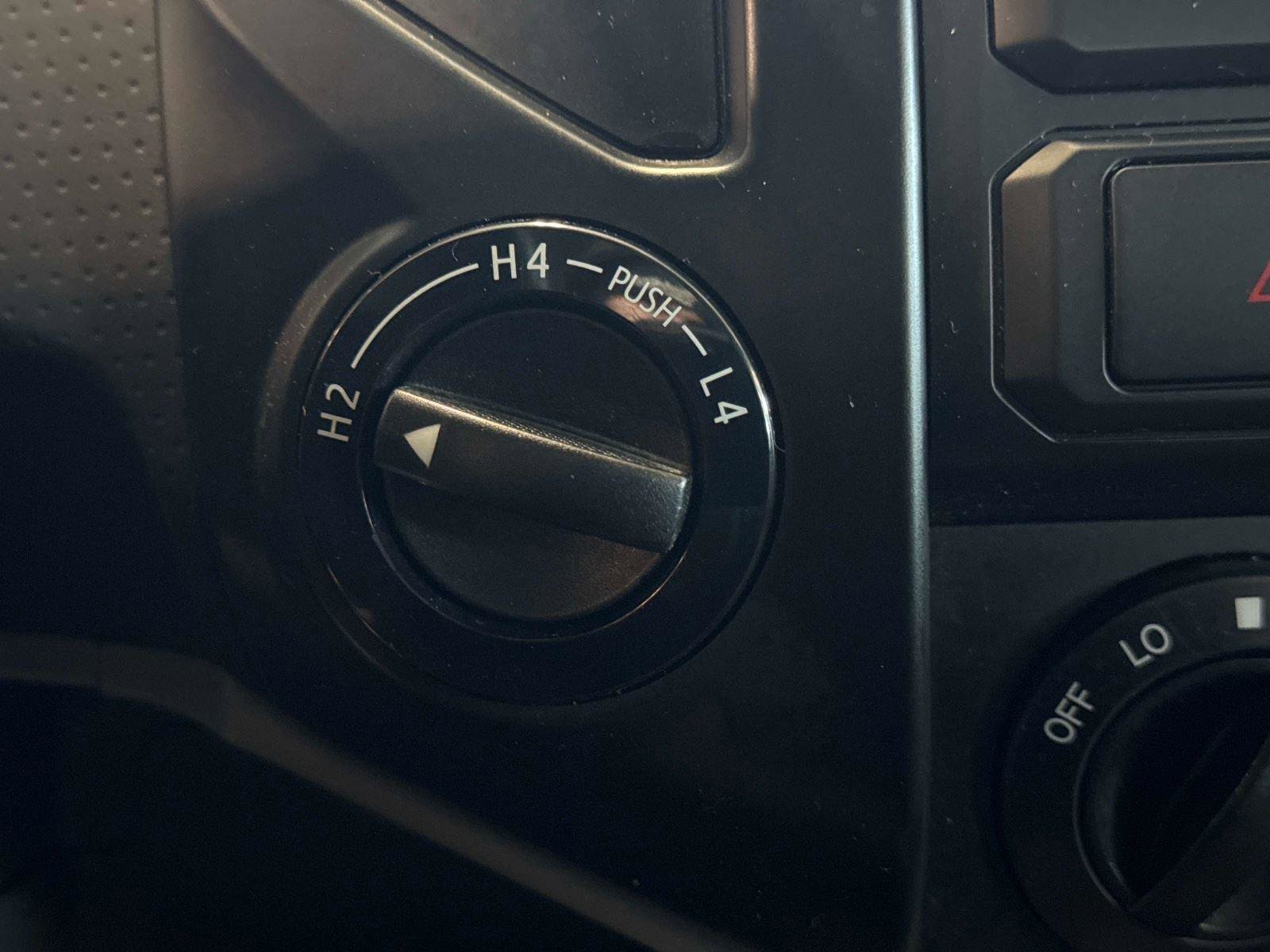 Used 2012 Toyota Tacoma image 17