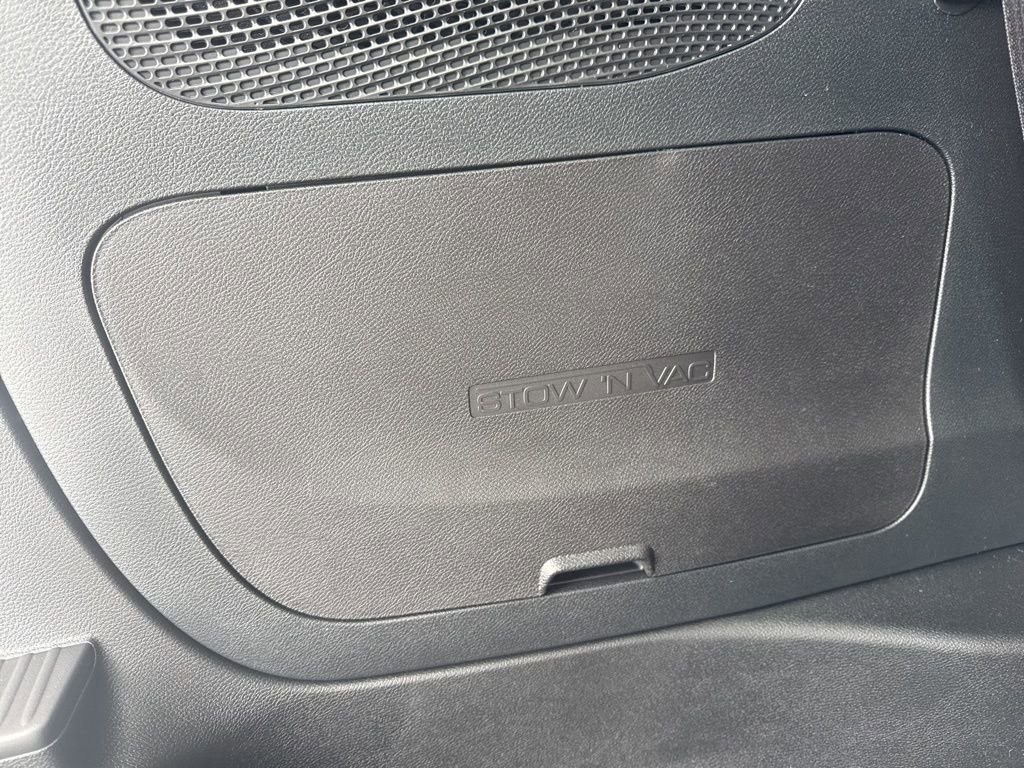 New 2026 Chrysler Pacifica Pinnacle image 45